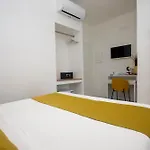 Beb Le Sirene Bed & Breakfast 3*